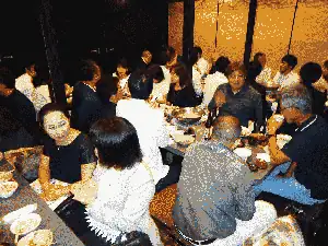 パソコン教室懇親会の様子2