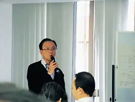 にこにこパソコン倶楽部 塚越代表